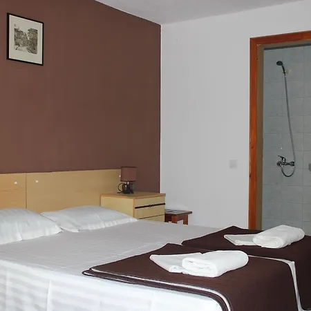 Yankov's House Pensiune 2*