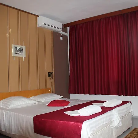 Yankov's House Pensiune